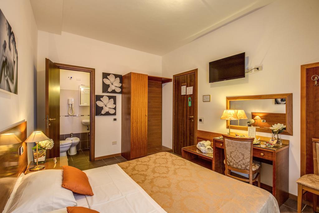 Trastevere Rooms Rome Bagian luar foto